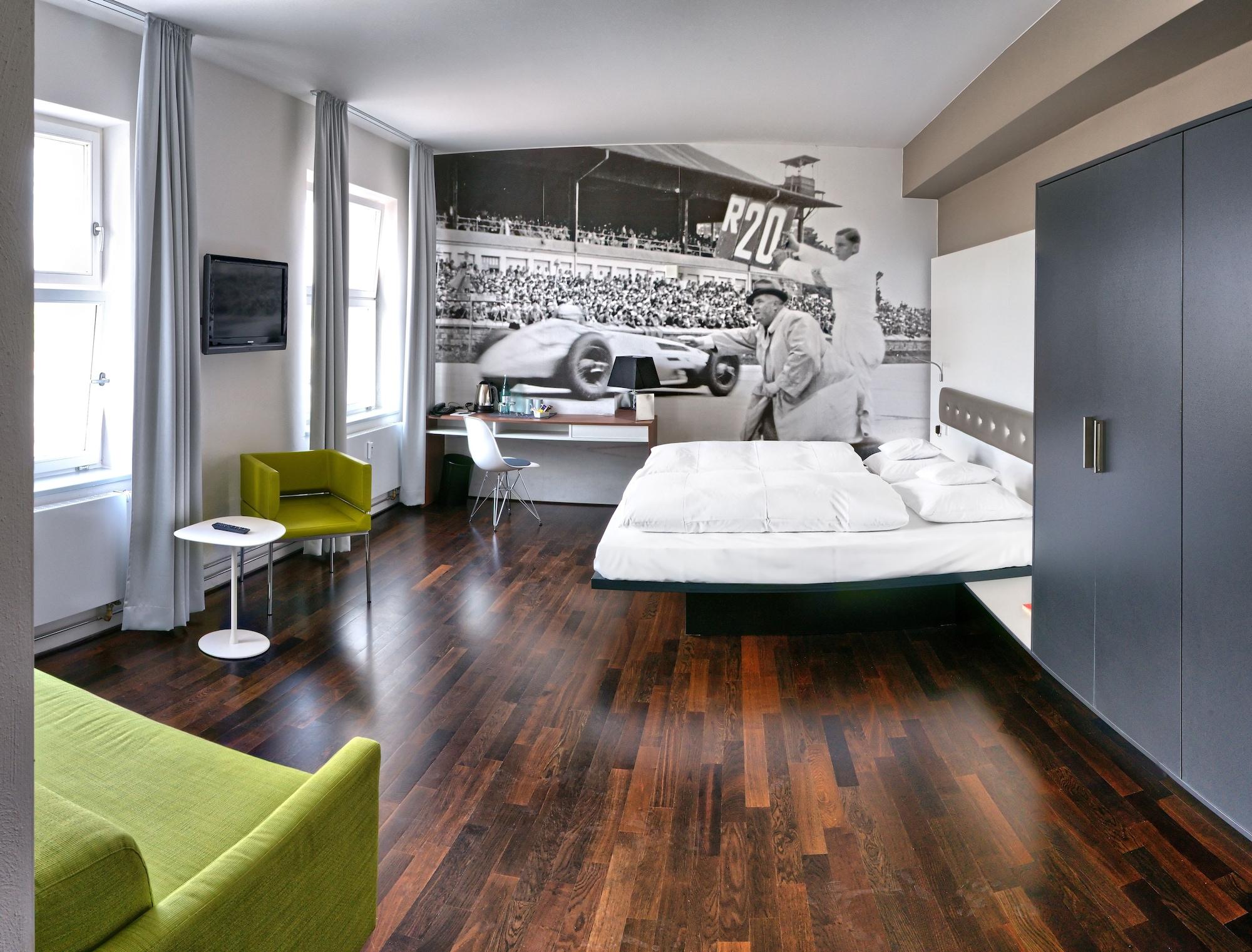 V8 Hotel Classic Motorworld Region Stuttgart Boeblingen Luaran gambar