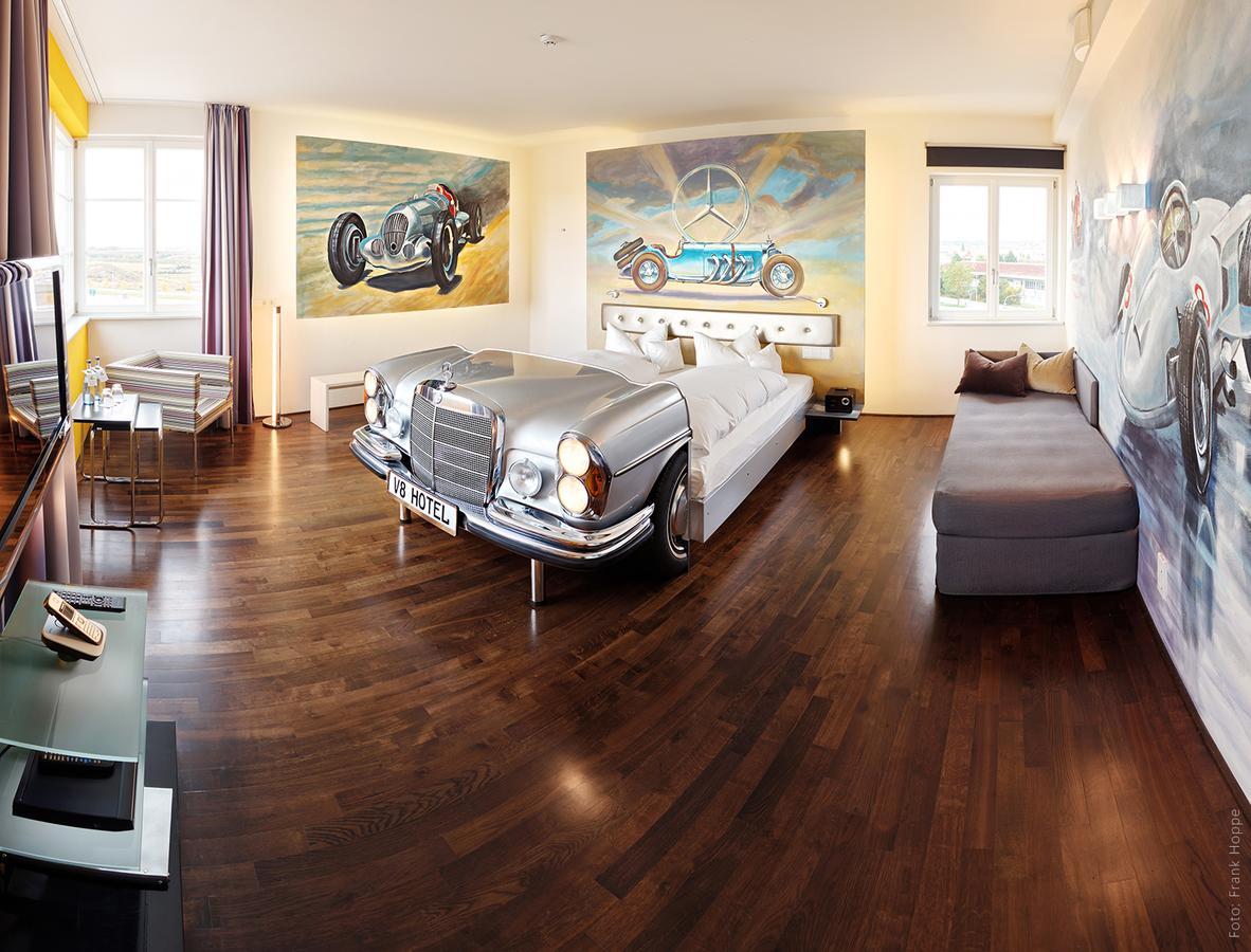 V8 Hotel Classic Motorworld Region Stuttgart Boeblingen Luaran gambar